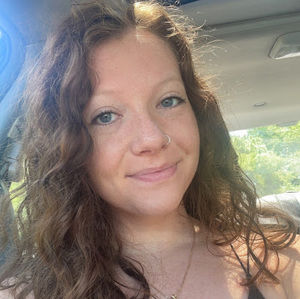 Meet your Posher, Breanna